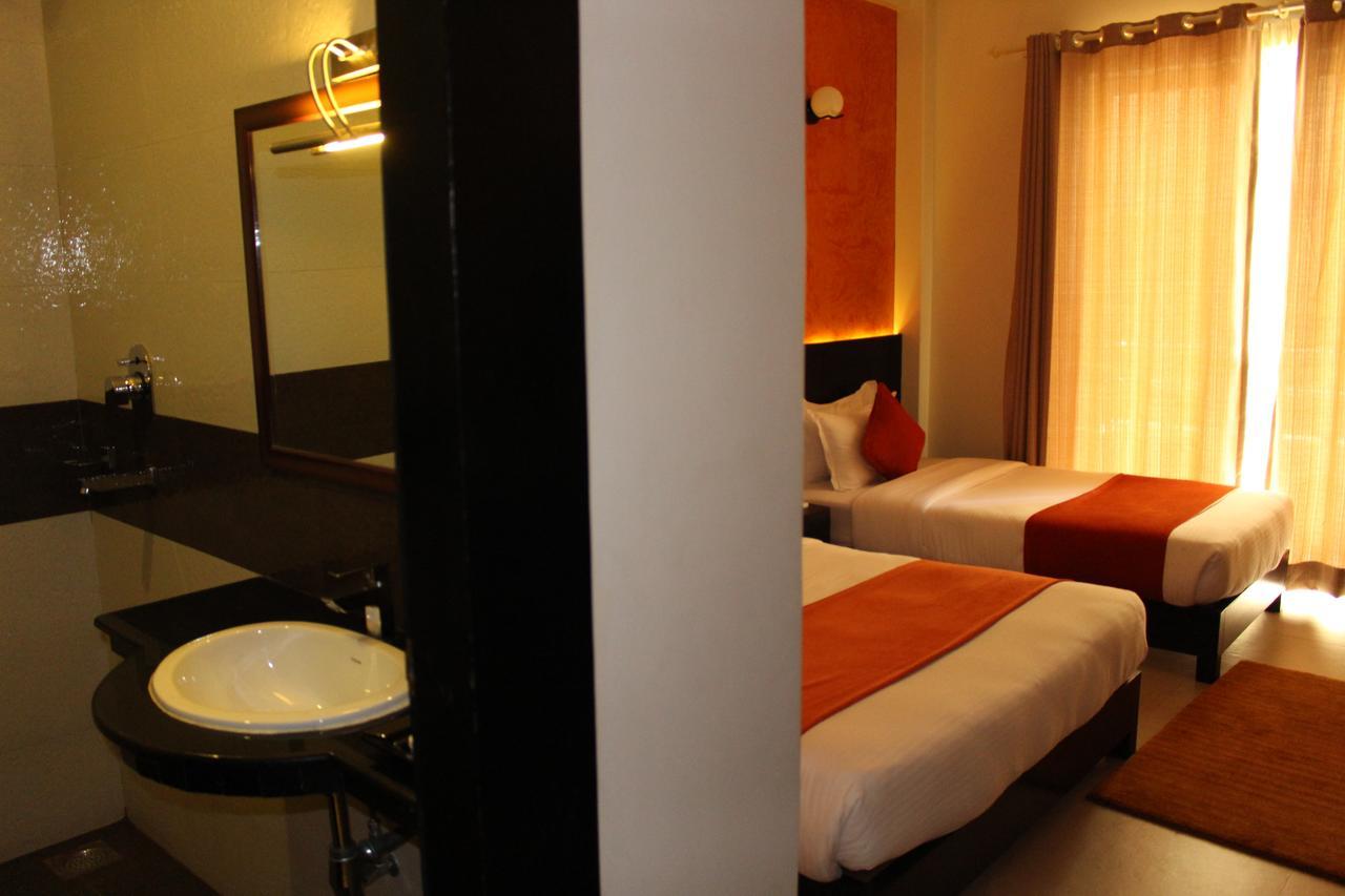 Tuki Resort Pokhara Dış mekan fotoğraf
